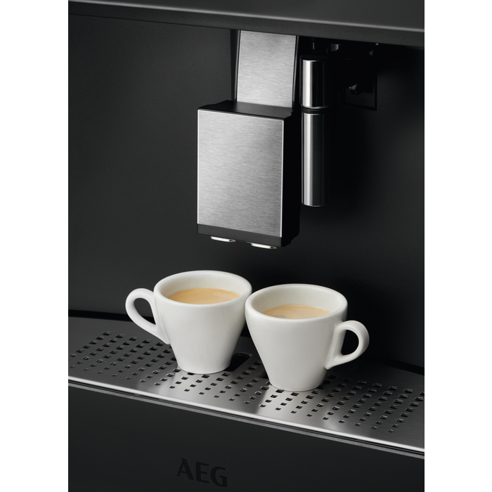 AEG KKK994500T koffiezetapparaat Volledig automatisch Espressomachine 2,5 l