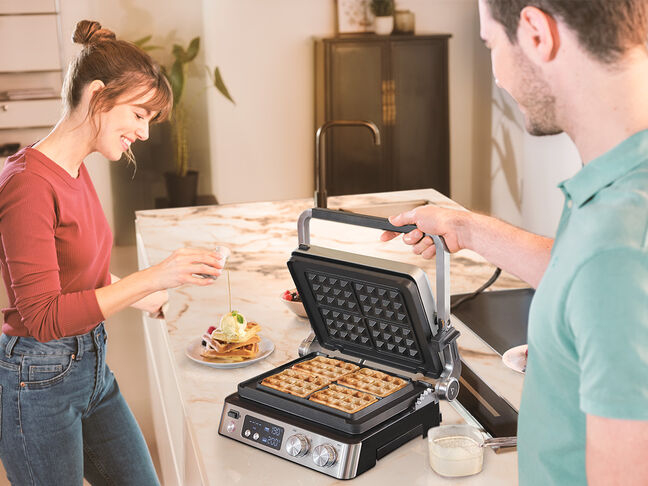 Multi-grill BRAUN CG7044 7+