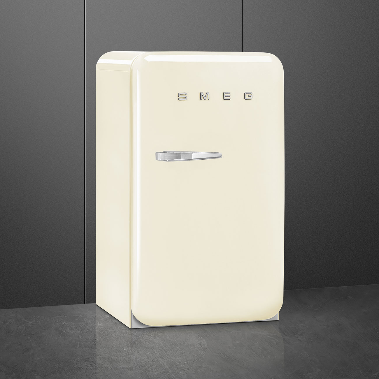 Smeg FAB10HRCR5 koelkast Vrijstaand 135 l E Crème