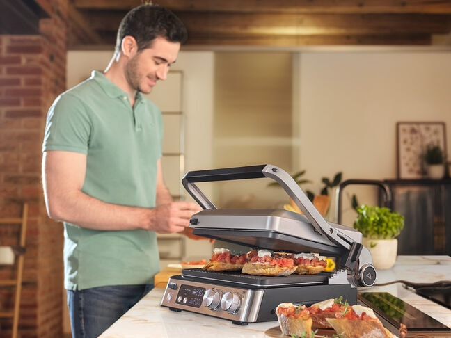 Multi-grill BRAUN CG7044 7+