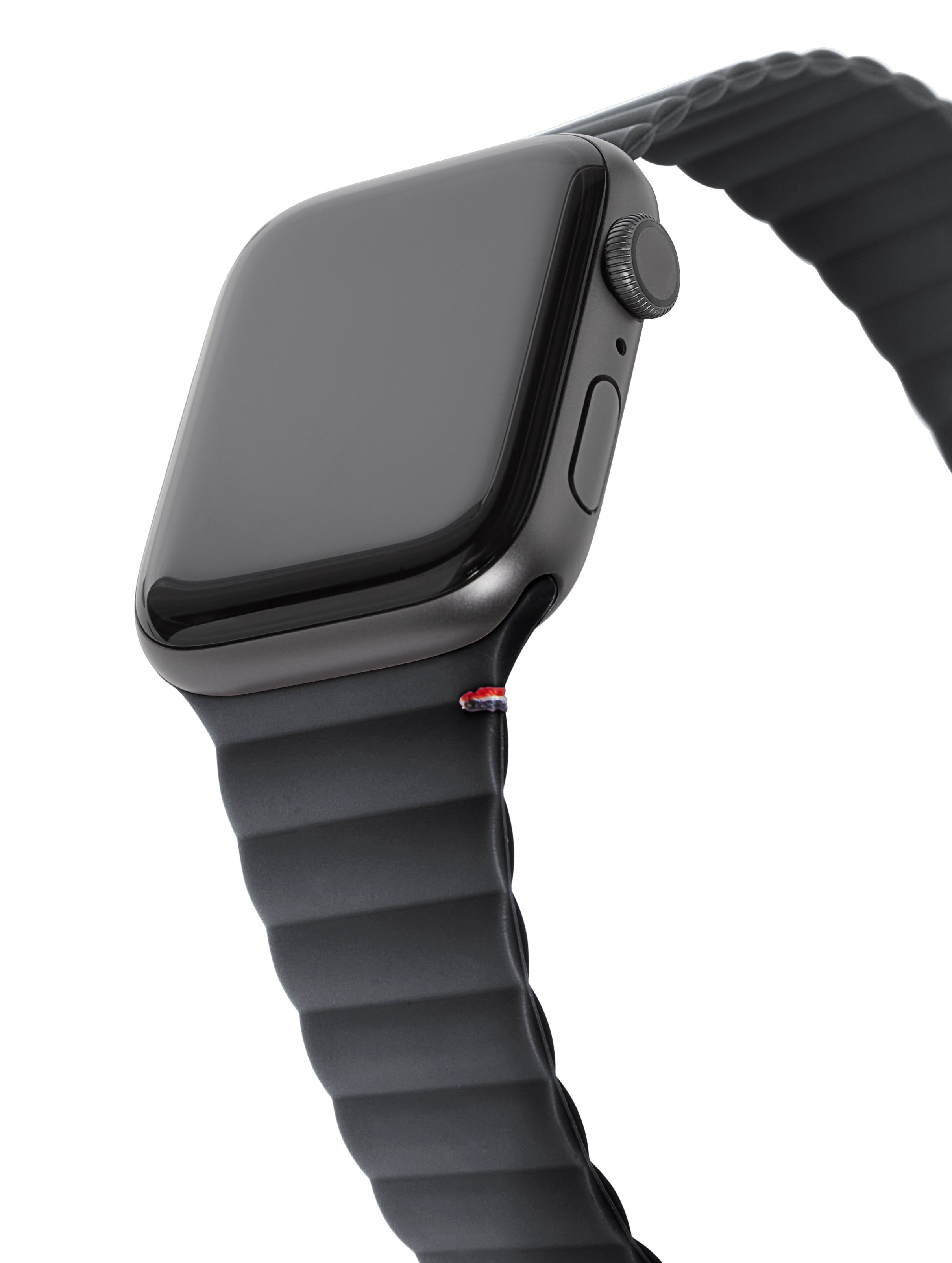 Decoded Apple Watch 42/44/45mm silicone magnetic strap black